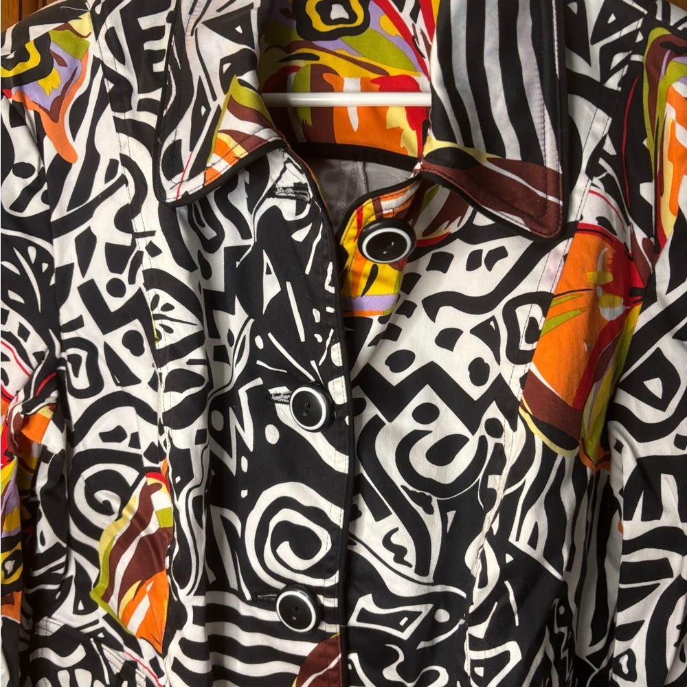 Abstract Patterned Women's Blazer - image 2